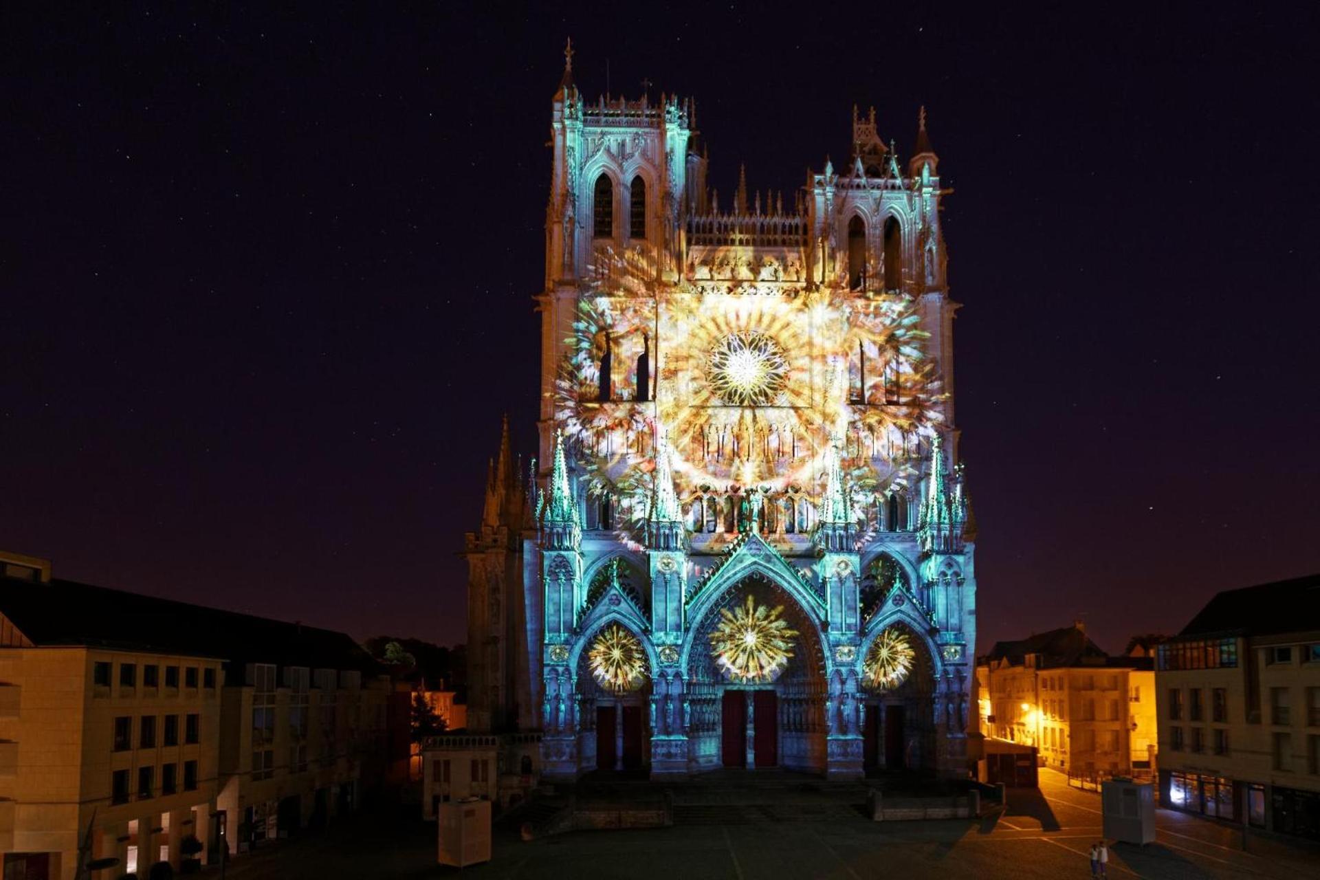 Maison Famille-Confort-Terrasse Jardin-Vue Cathedrale Amiens Exteriör bild